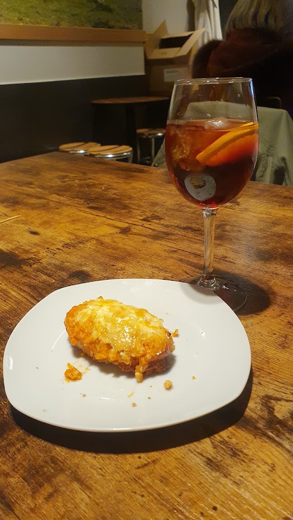 Barladehesa — Comida y bebida