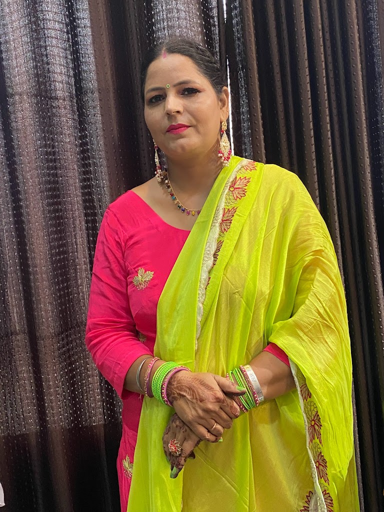 Bhakti Manya Beauty Parlour Salon Training Centre