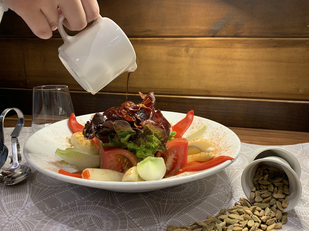 Restaurante Tasca La Canada — Comida y bebida
