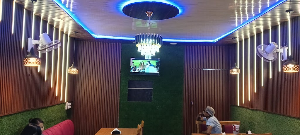 Royal Delhi Family Restaurant