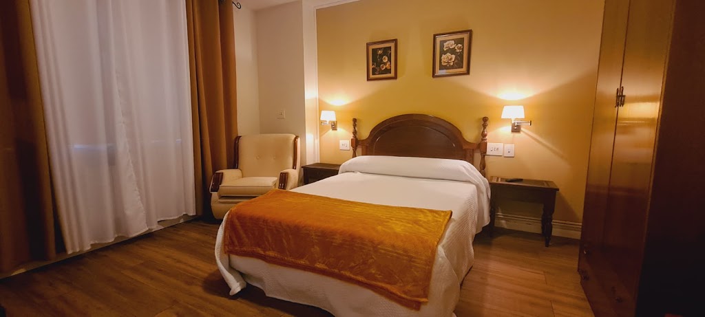 La Casa de la Abuela, Naron — Habitaciones