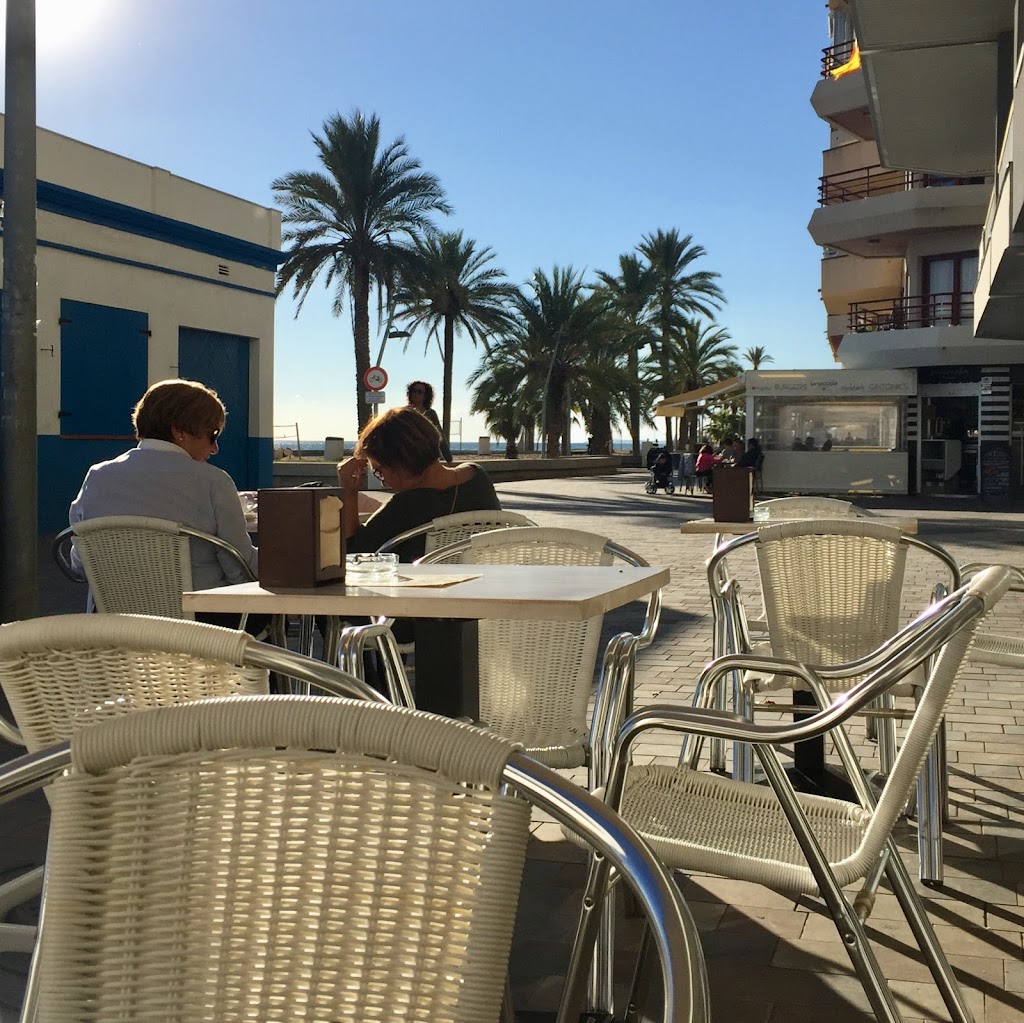 Oroma Coffee & Brunch