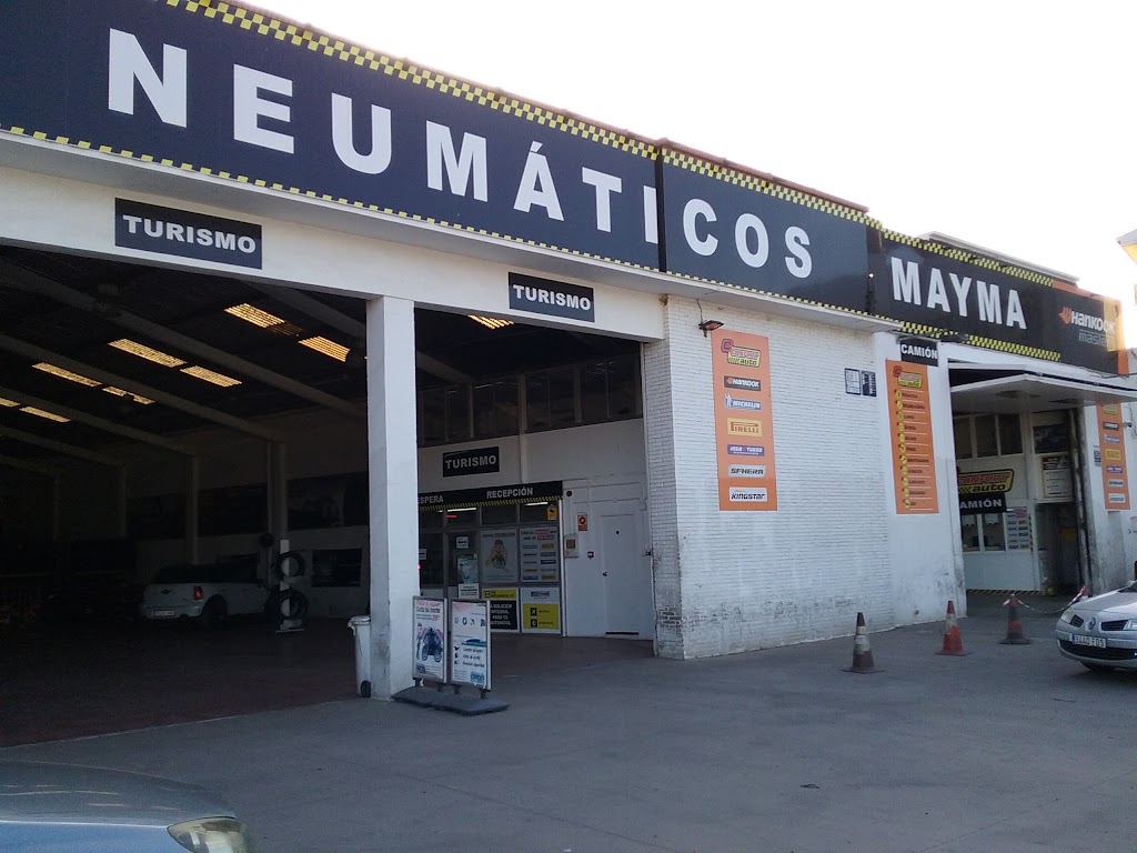 Neumaticos Mayma — Exterior