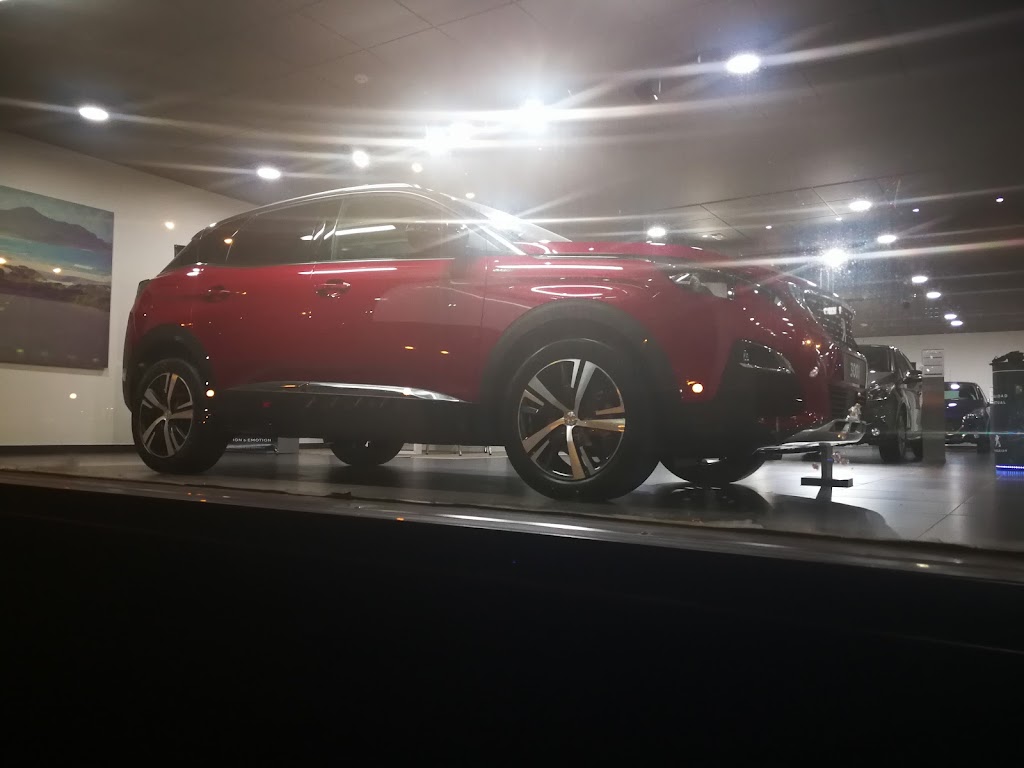 KAREALDE Peugeot — Interior