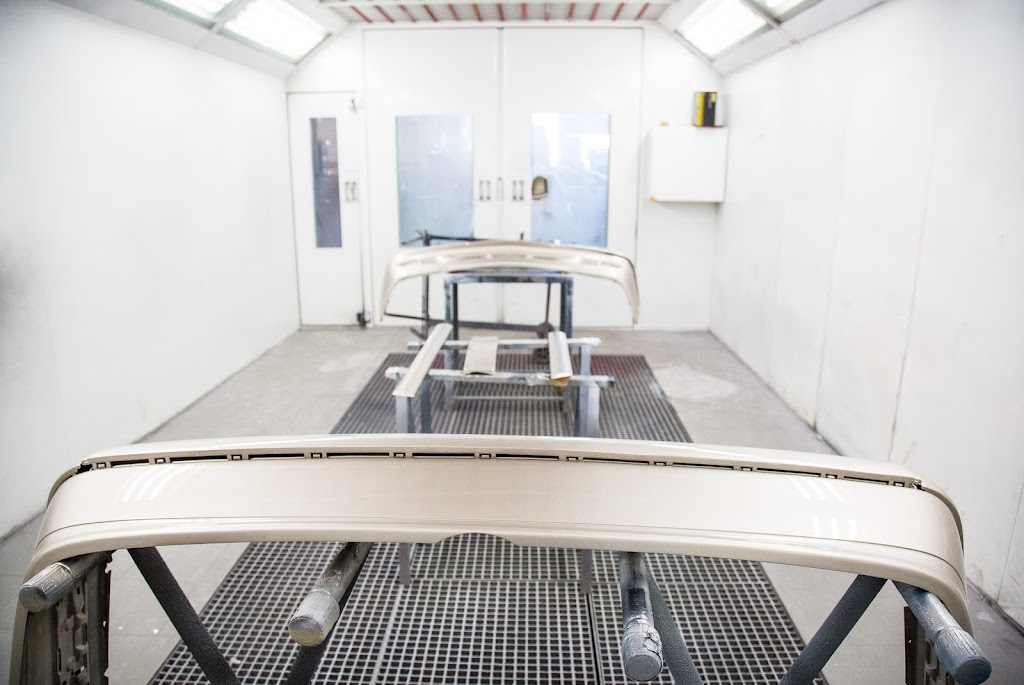 Benamobil Autos — Interior