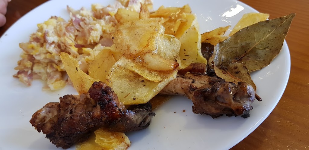 Cafeteria bar Joaquin.s — Comida y bebida