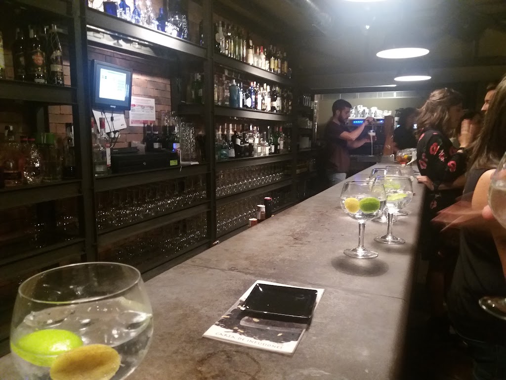Pub Burdina — Ambiente