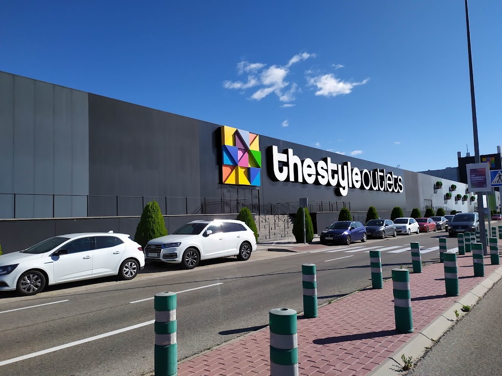 Parking Alegra Parque Comercial y de Ocio