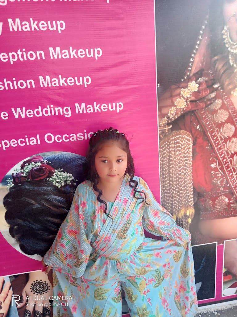 The Gorgeous Beauty Parlour