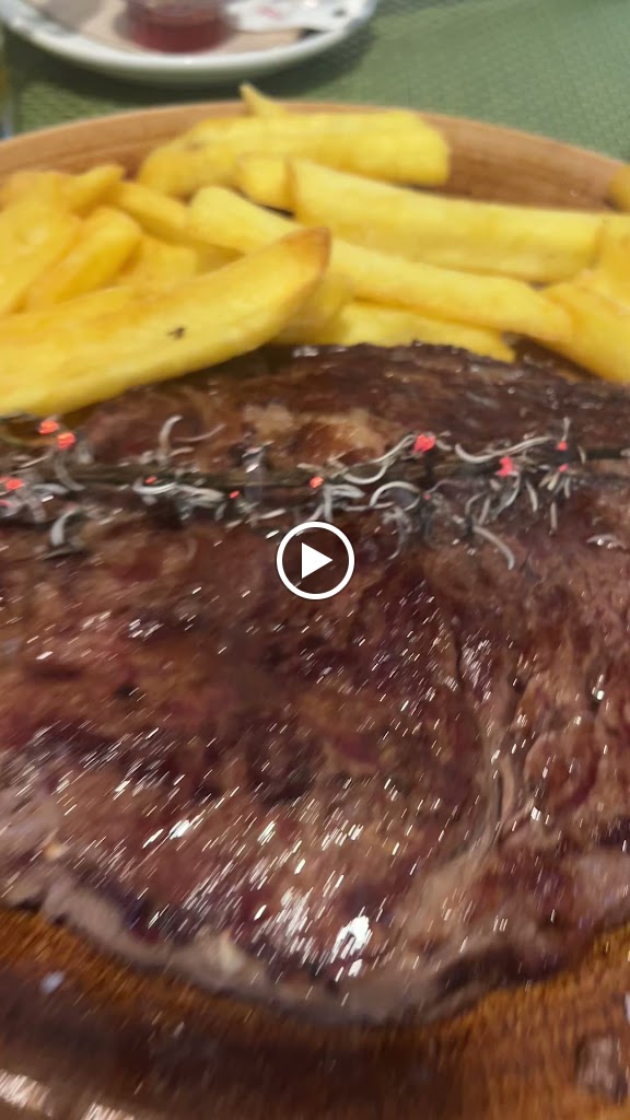 Petit Bistro Island - Restaurante Mediterraneo - Desayunos — Videos