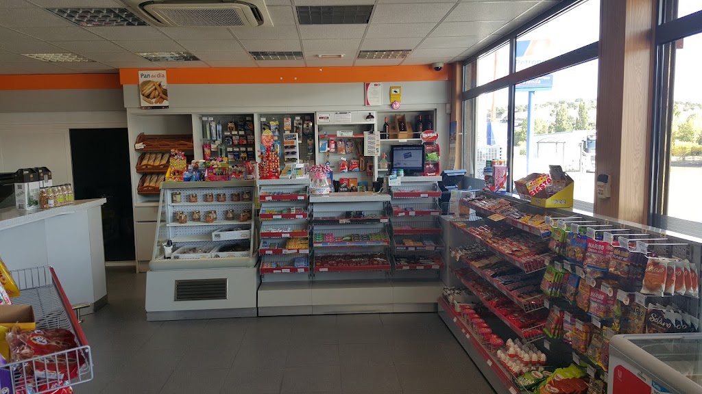 Estacion De Servicio Los Cerezos S L — Interior