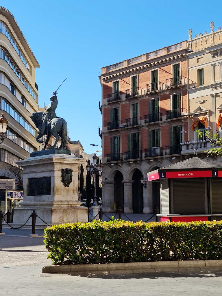 Estatua del General Prim