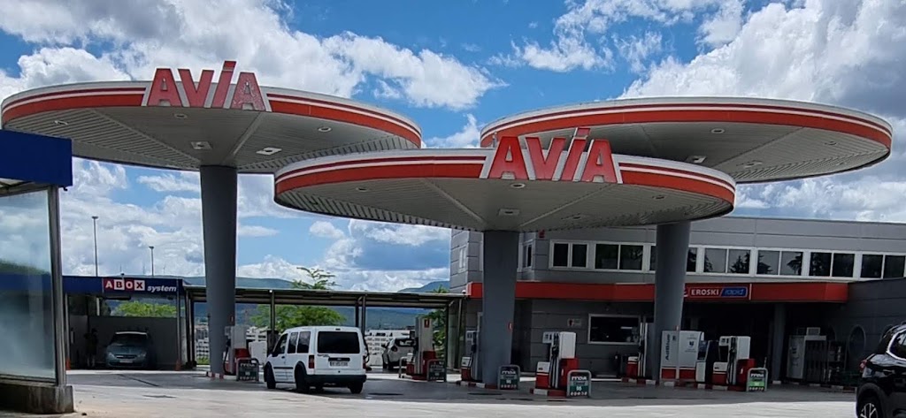 Estacion de Servicio AVIA LEZKAIRU — Surtidor de combustible