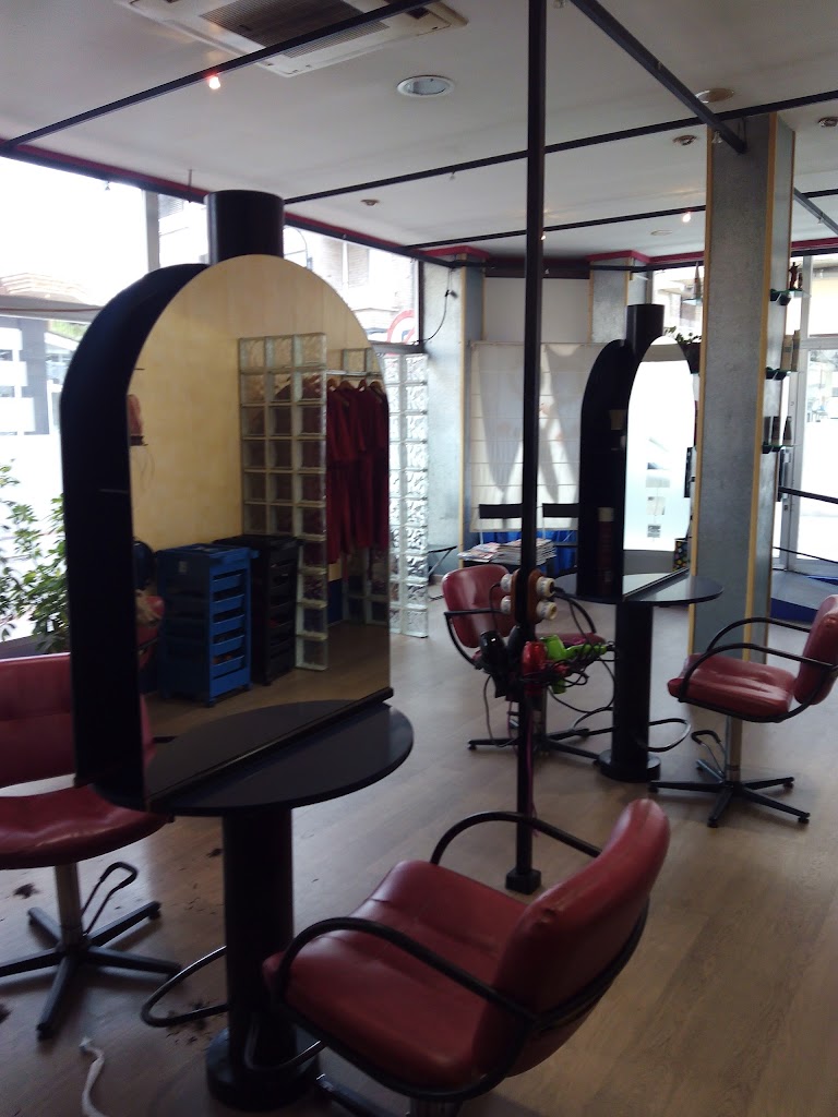 AZAR PELUQUERIA UNISEX SLL