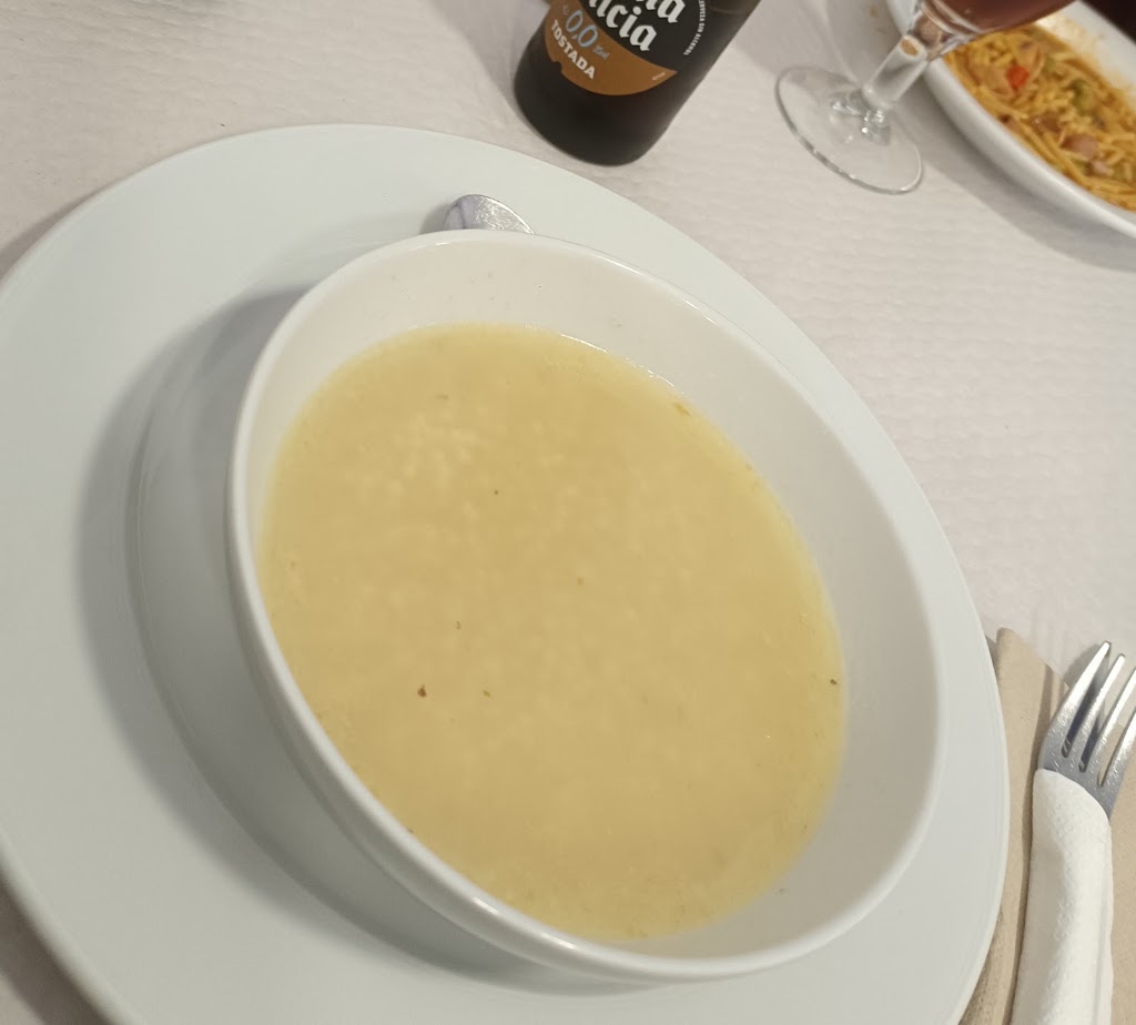 Bar Celtina — Comida y bebida