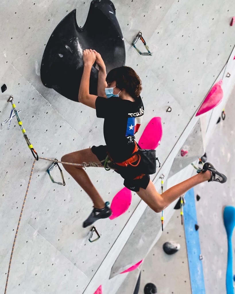  Stratus Climbing, Yoga & Fitness