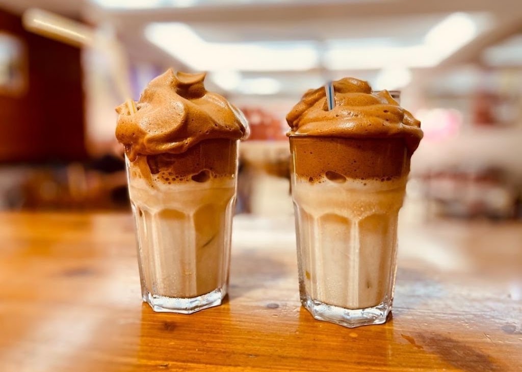Cafe Bar El Muro — Comida y bebida