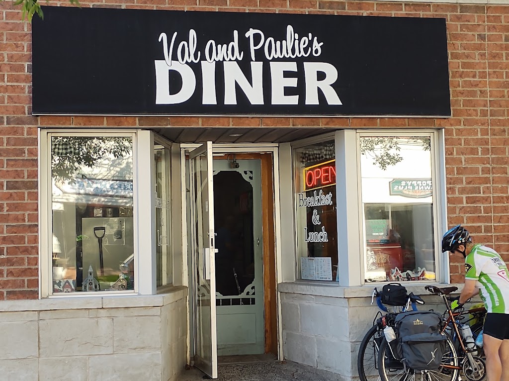 Val And Paulie's Diner in Cornwall