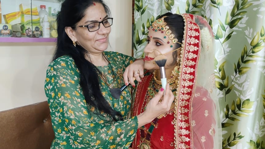 Yashika Herbal Beauty Parlour