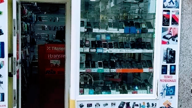 SU MOVIL INFORMATICA -Best reparcion de tienda y asesoria movil — Interior