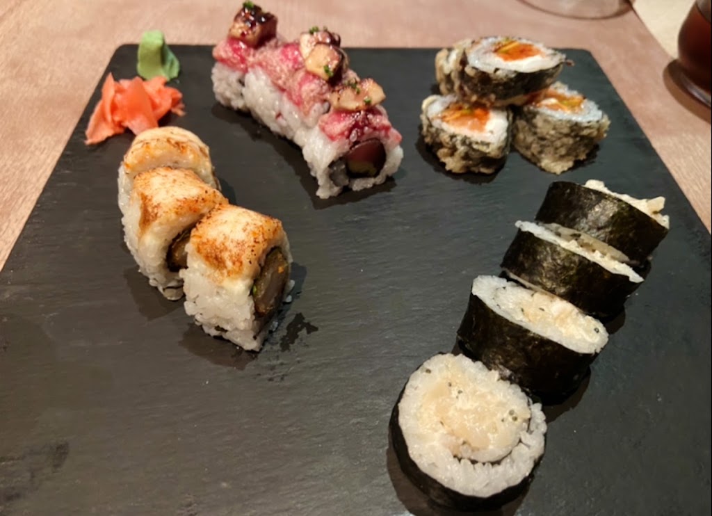 Restaurante Japones - FUSHION — Comida y bebida