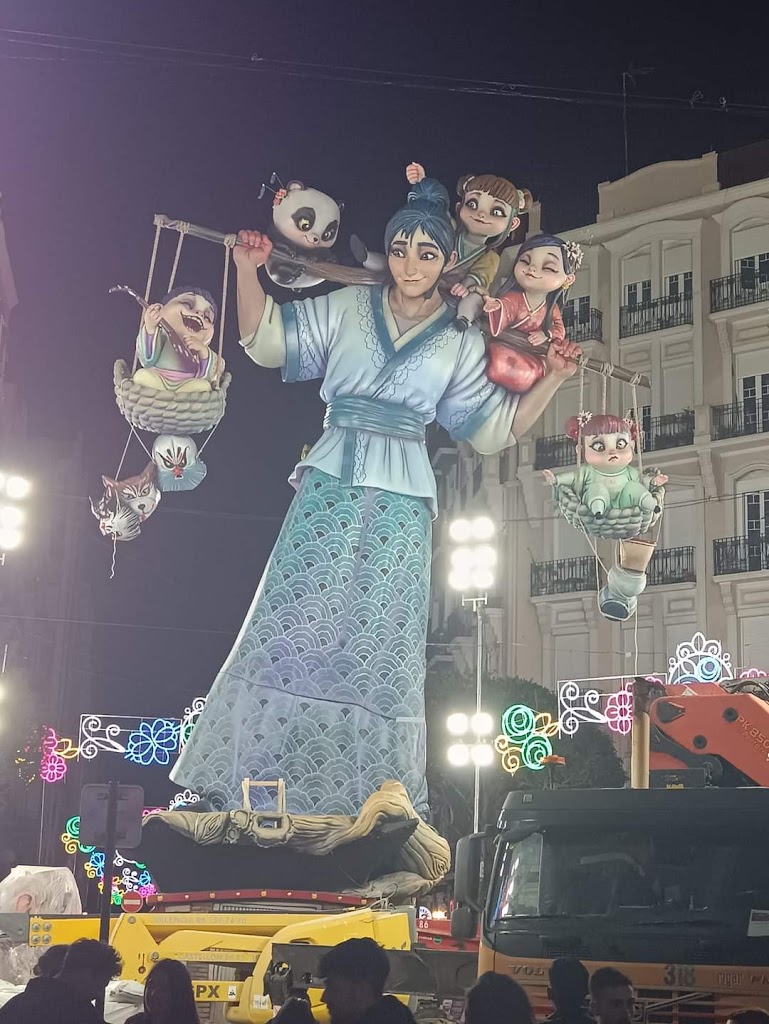 Falla Literato Azorin Maestra Rosario Iroil
