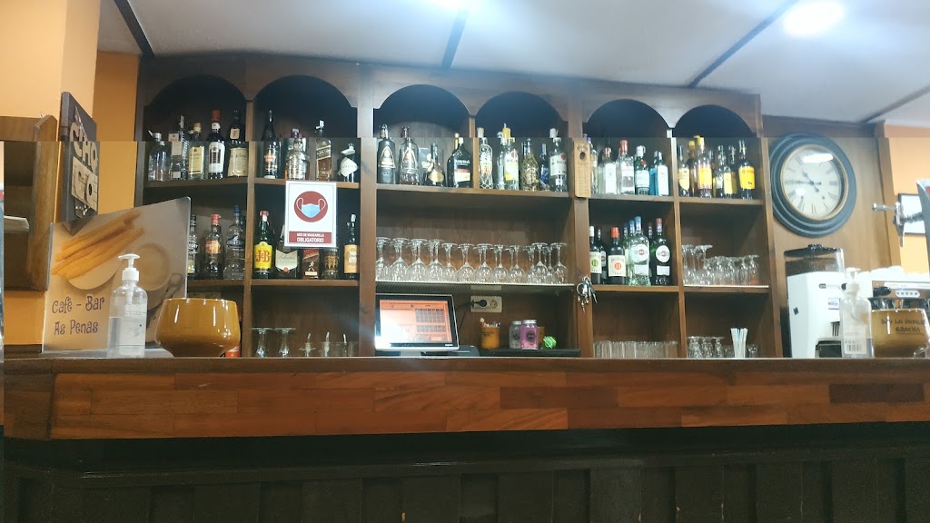 Cafe As Penas Bar — Ambiente