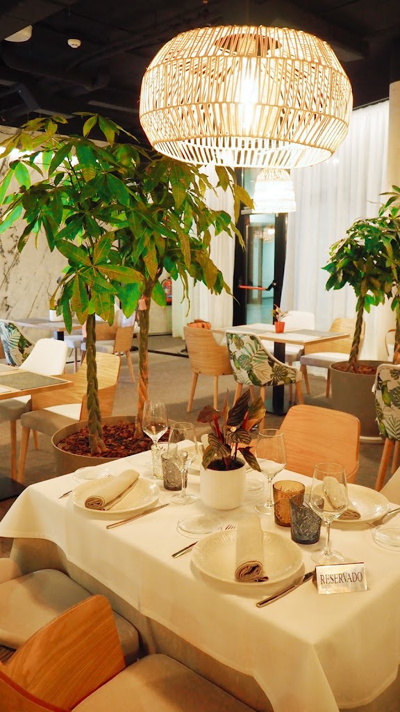 Restaurante Novo Avenida Rivas — Comida y bebida