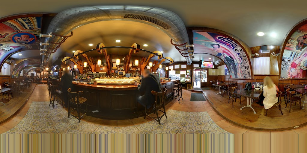 Cafeteria La Machine — Street View y 360deg