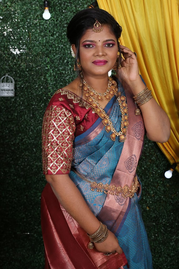 Vijis Ladies Beauty Parlour