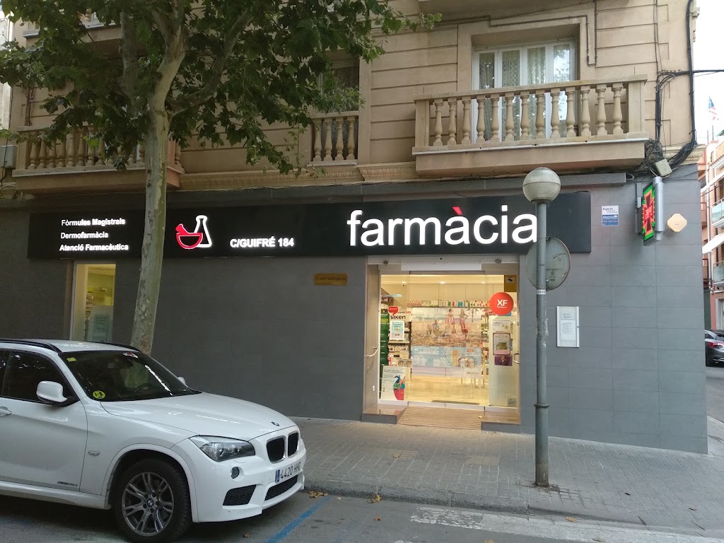 Farmacia Guifre 184 — Del propietario
