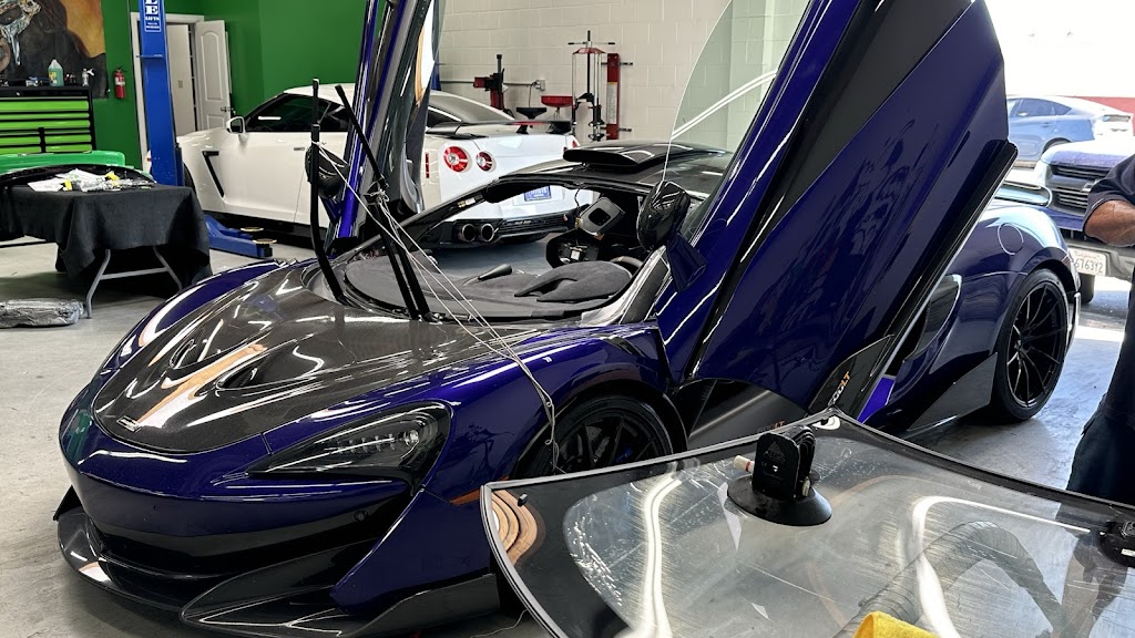 Prestige auto glass in Los Angeles