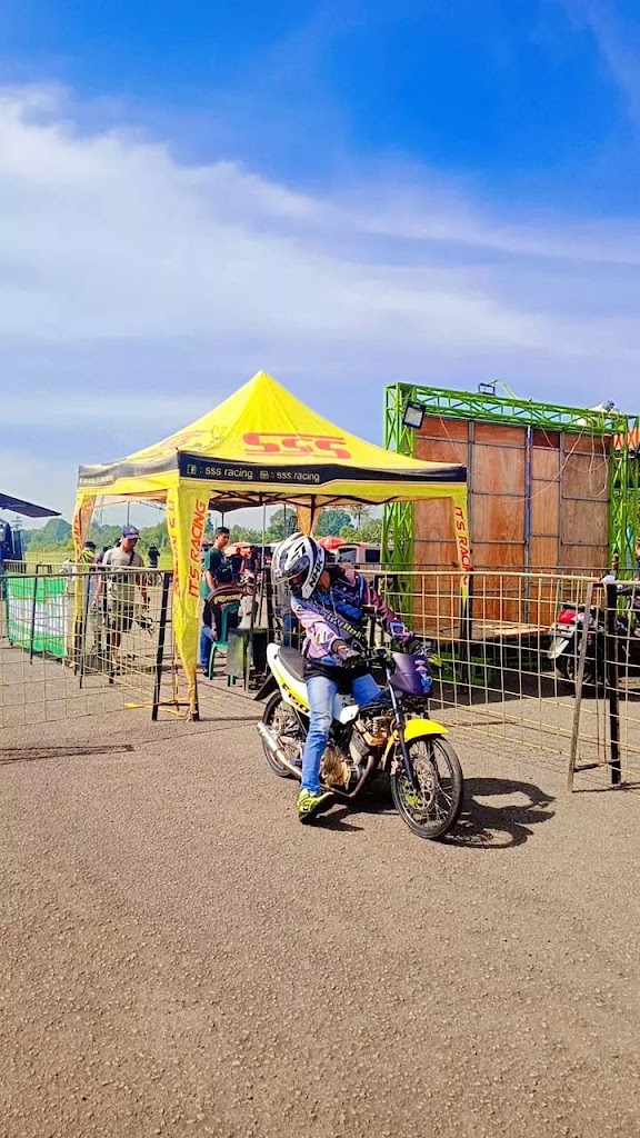 Bengkel Motor DMRT_31
