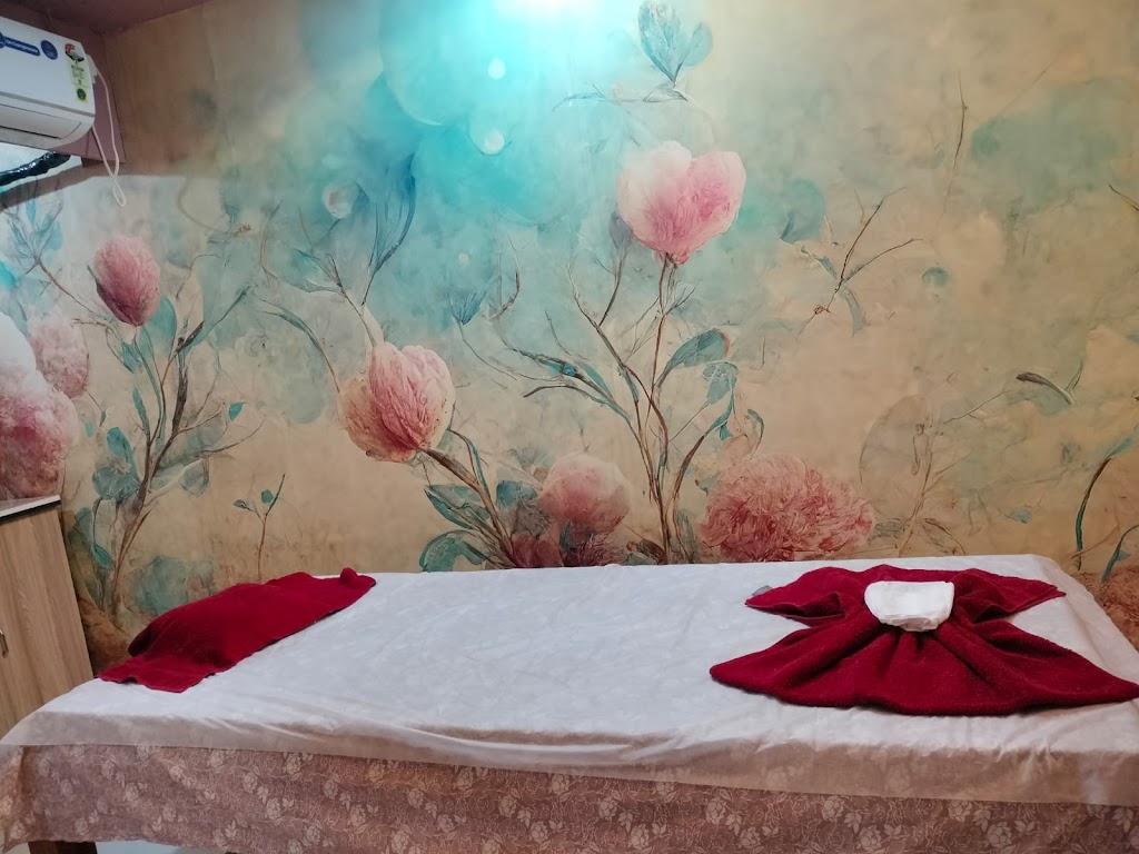 Orenzo Spa Khargone Best Spa Massage