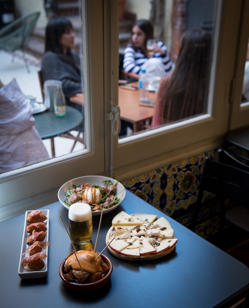 El pati de l'Arteneu — Comida y bebida