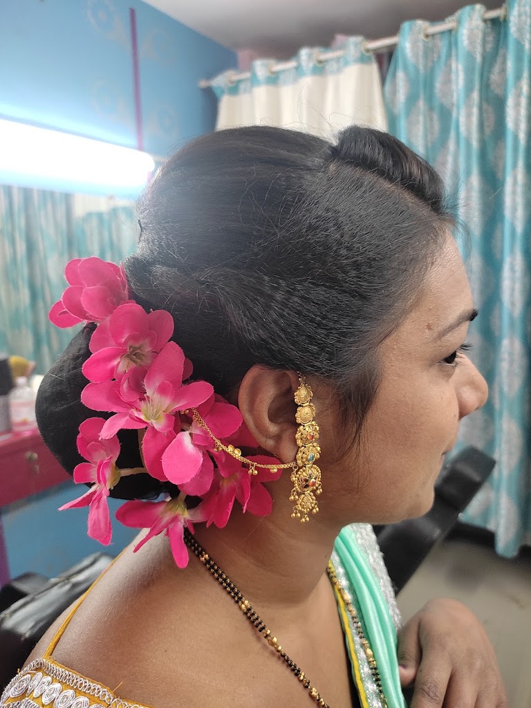 Prajakta S Beauty Make Up