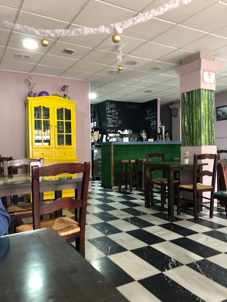 Cafe y Arte No, Ni Na — Ambiente
