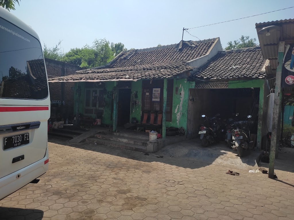 Bengkel mobil Putra Mandiri