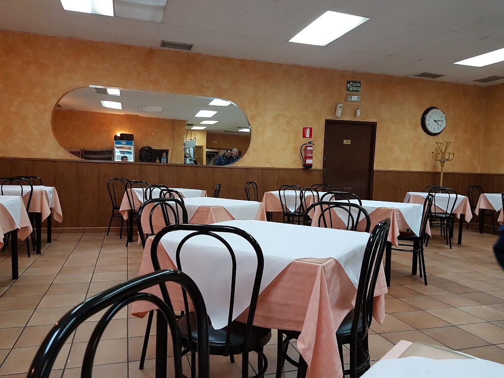 J. Luis II Restaurante — Ambiente
