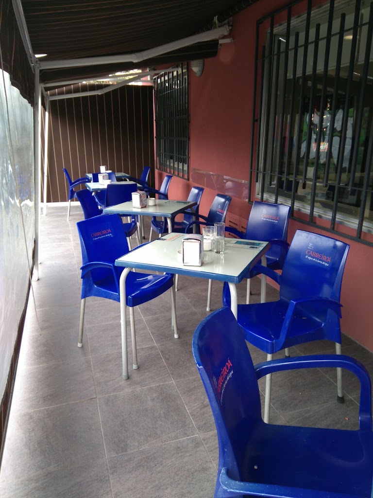 Cafe Bar Girasol — Ambiente