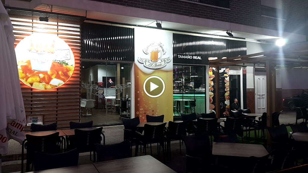 Cerveceria Taperia El Barrio — Videos