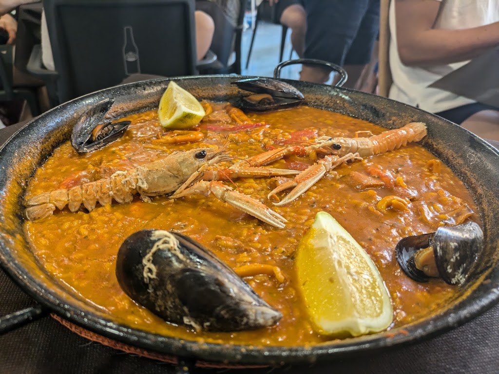 Bar Restaurante Los Canos — Paella
