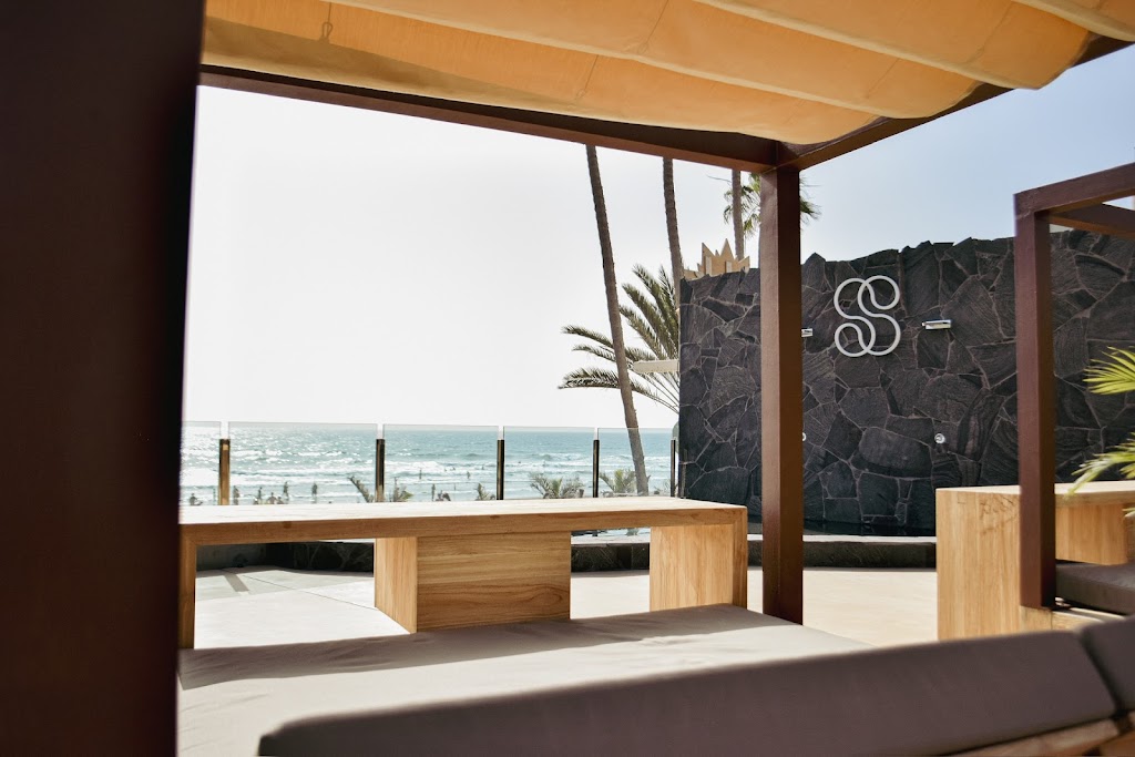 El Senador Restaurant & Beach House