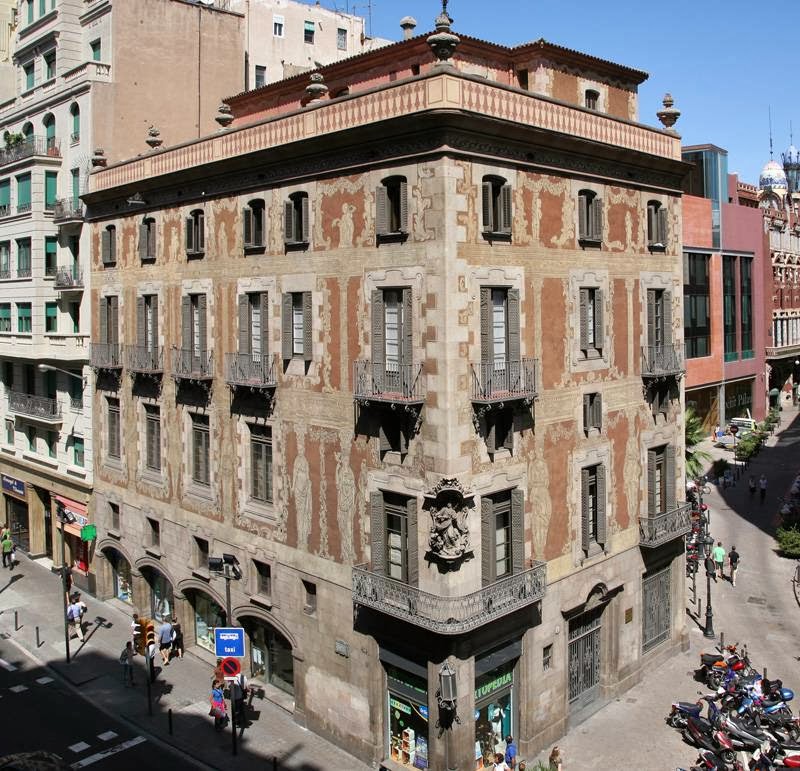 Colegio del Arte Mayor de la Seda