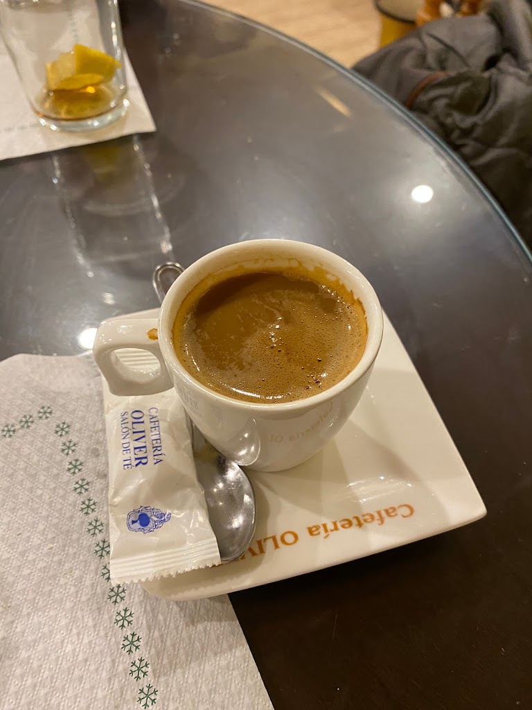 Cafeteria Oliver — Cortado