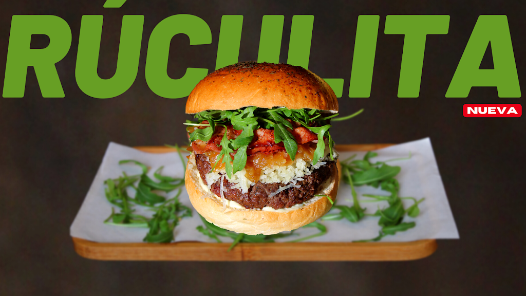 Bistro Burger — Comida y bebida