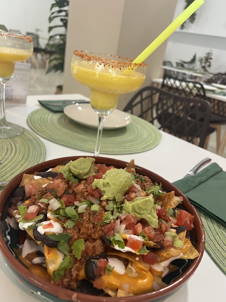La Peatonal — Comida y bebida