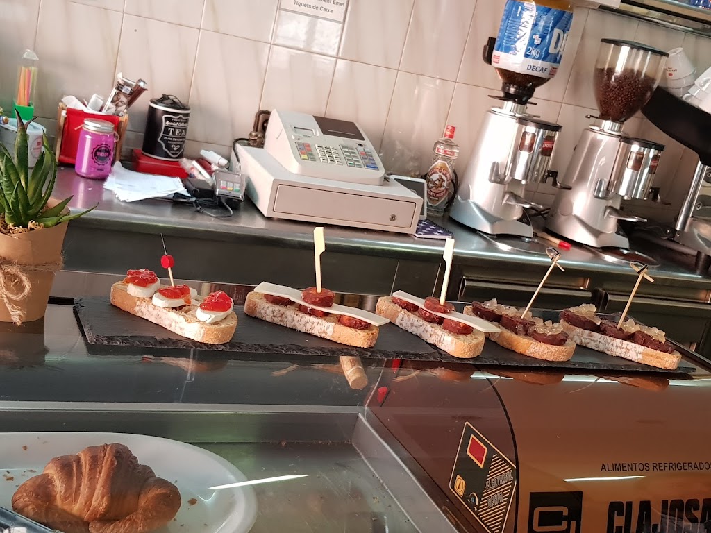 Bar Restaurante Dominicano - Latino - El Sitio