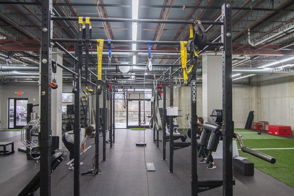  Peak Fitness and Sports Training (PeakFAST)