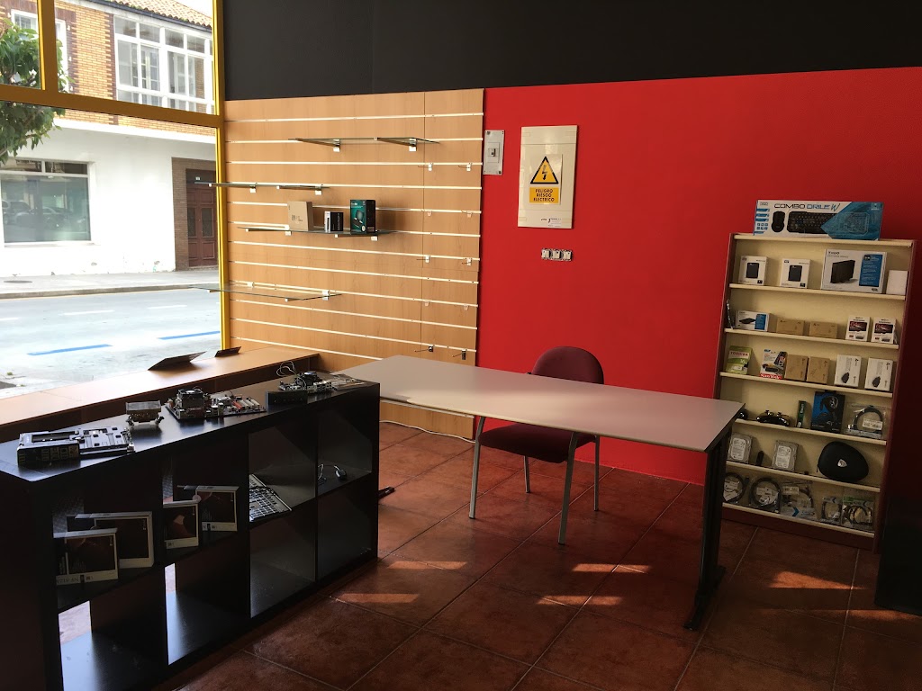 INFORMATICA XOSE LALIN — Interior